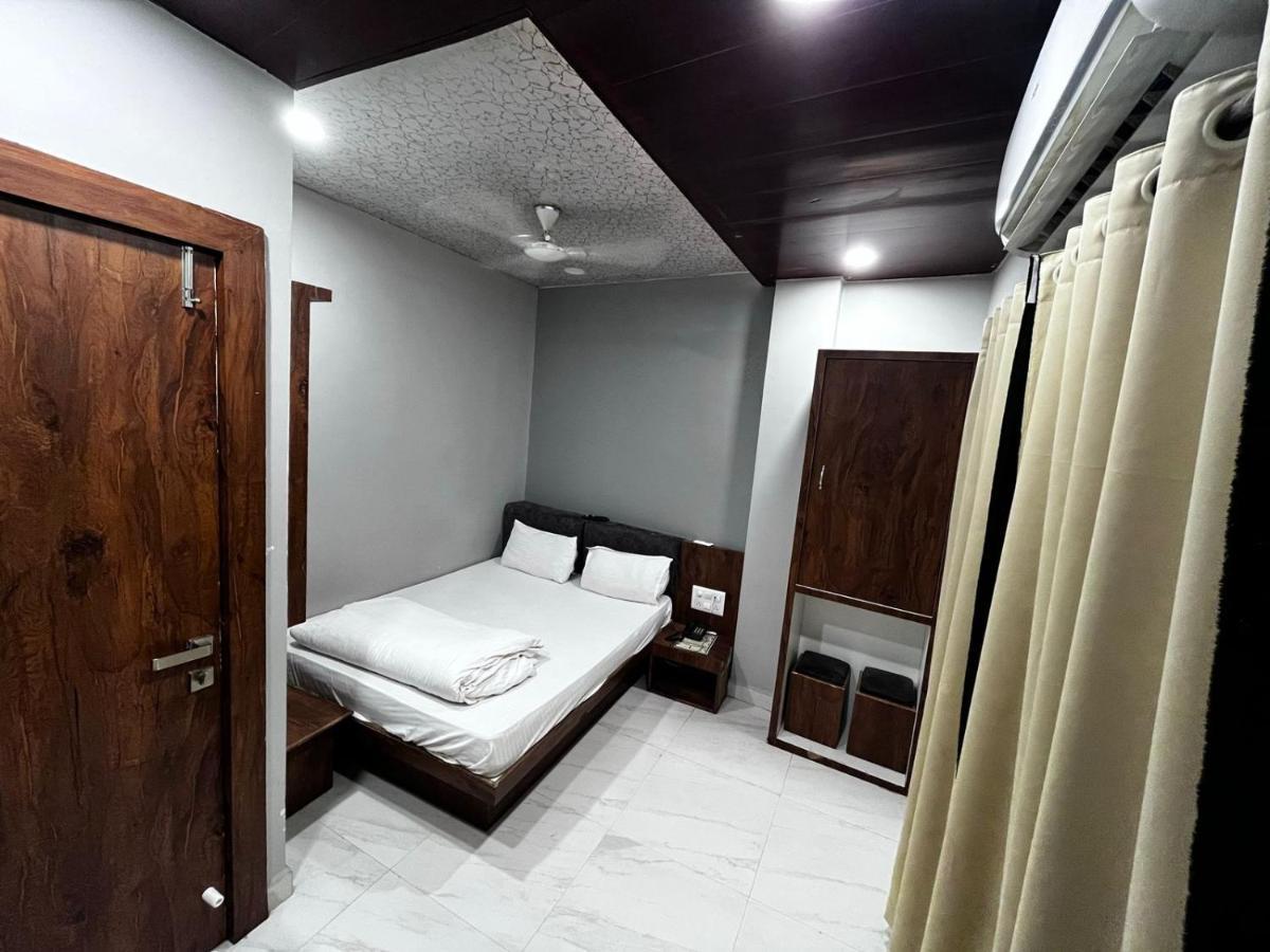 Hotel Shankar Ujjain Dış mekan fotoğraf
