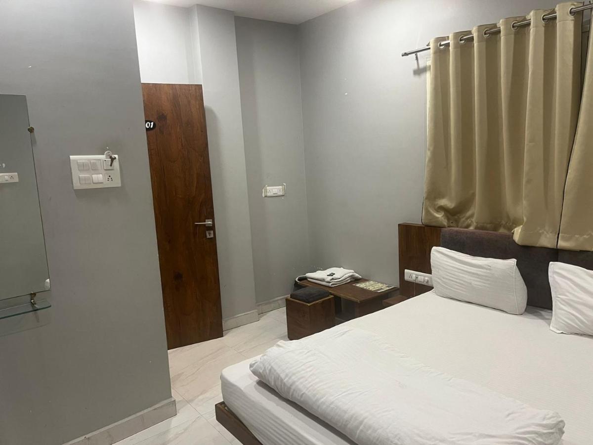 Hotel Shankar Ujjain Dış mekan fotoğraf